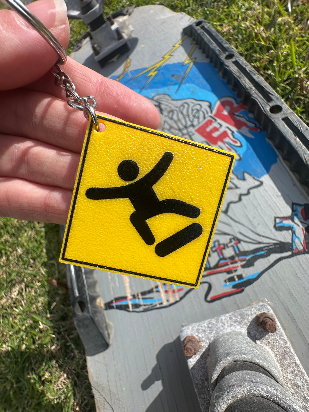 Skateboard keychain